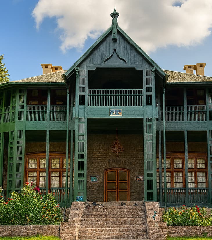 Front view of the historic Ziarat Residency building in Quetta.