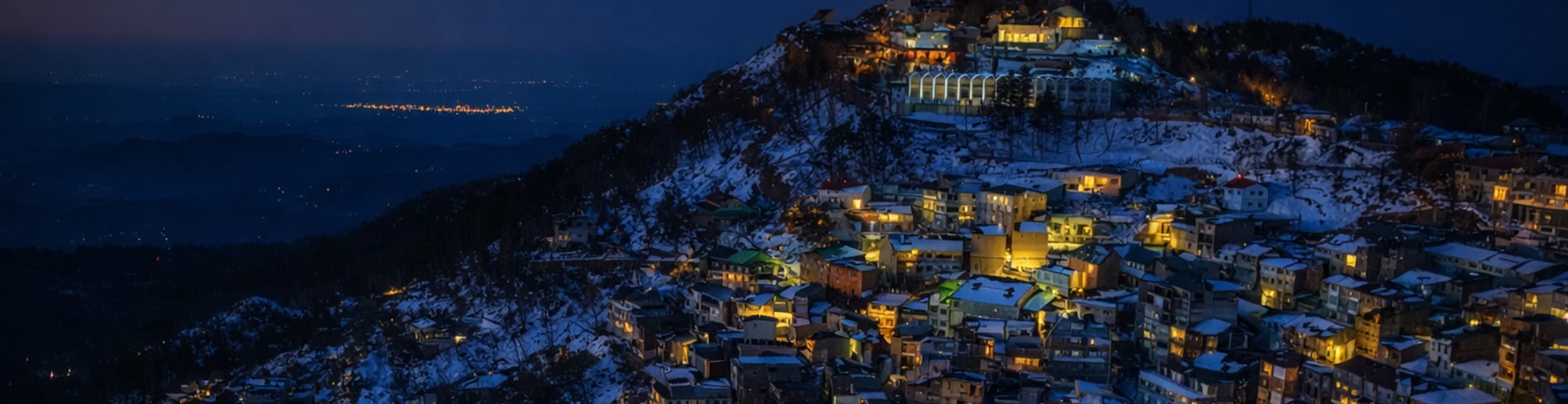Night View of Murree City, comfortable place to stay in Murree