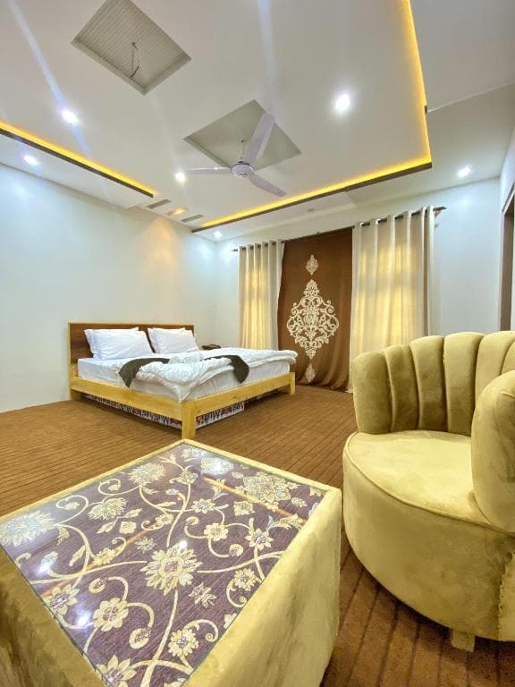 Second twin bedroom interior in Skardu guest house, Clean and comfortable twin room at Chogori Guest House Skardu