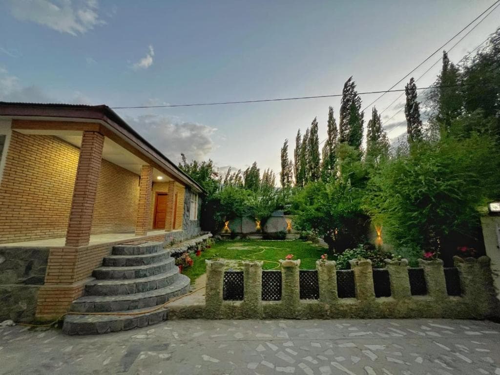 exterior of guest house in Aliabad Skardu, Skardu stay with parking