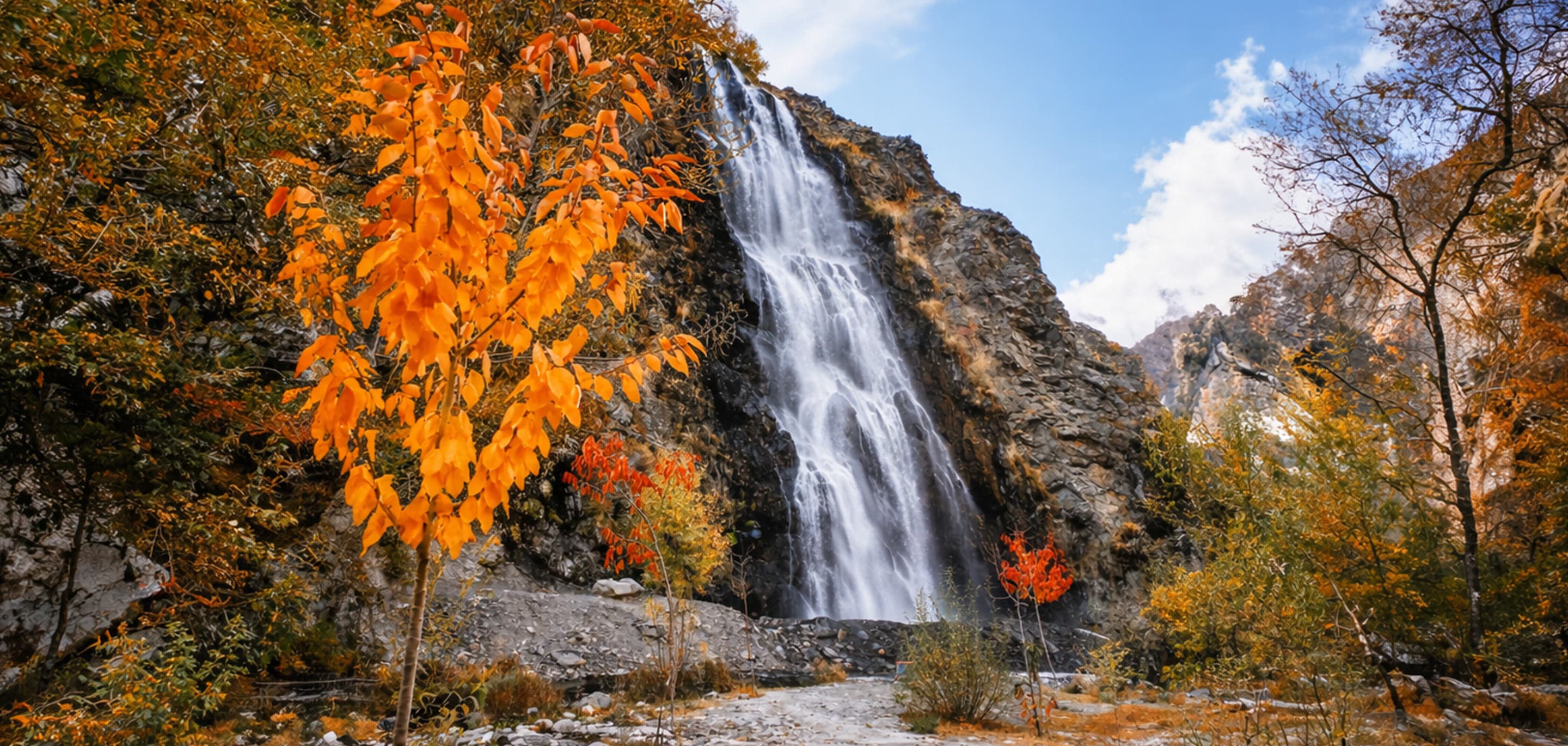 Things to Do at Manthokha – Waterfall Views & Places to Visit in Skardu Manthokha Waterfall Skardu in Kharmang Valley, Manthokha waterfall resort area and nearby places to visit in Skardu for a day trip