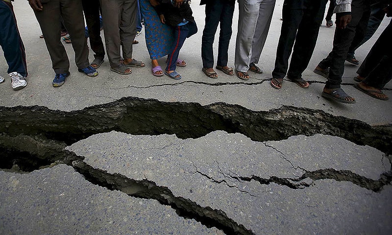natural disasters, earthquake destruction, earthquake causes, bumps on roads
